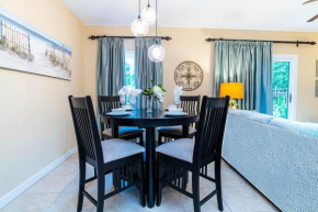 5113 Luxurious living at its finest close to the pool with private courtyard and BBQ